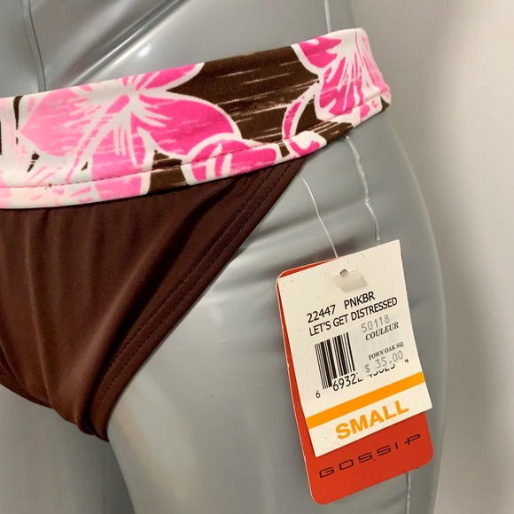 Two piece bikini swimsuit - Picture 11 of 12